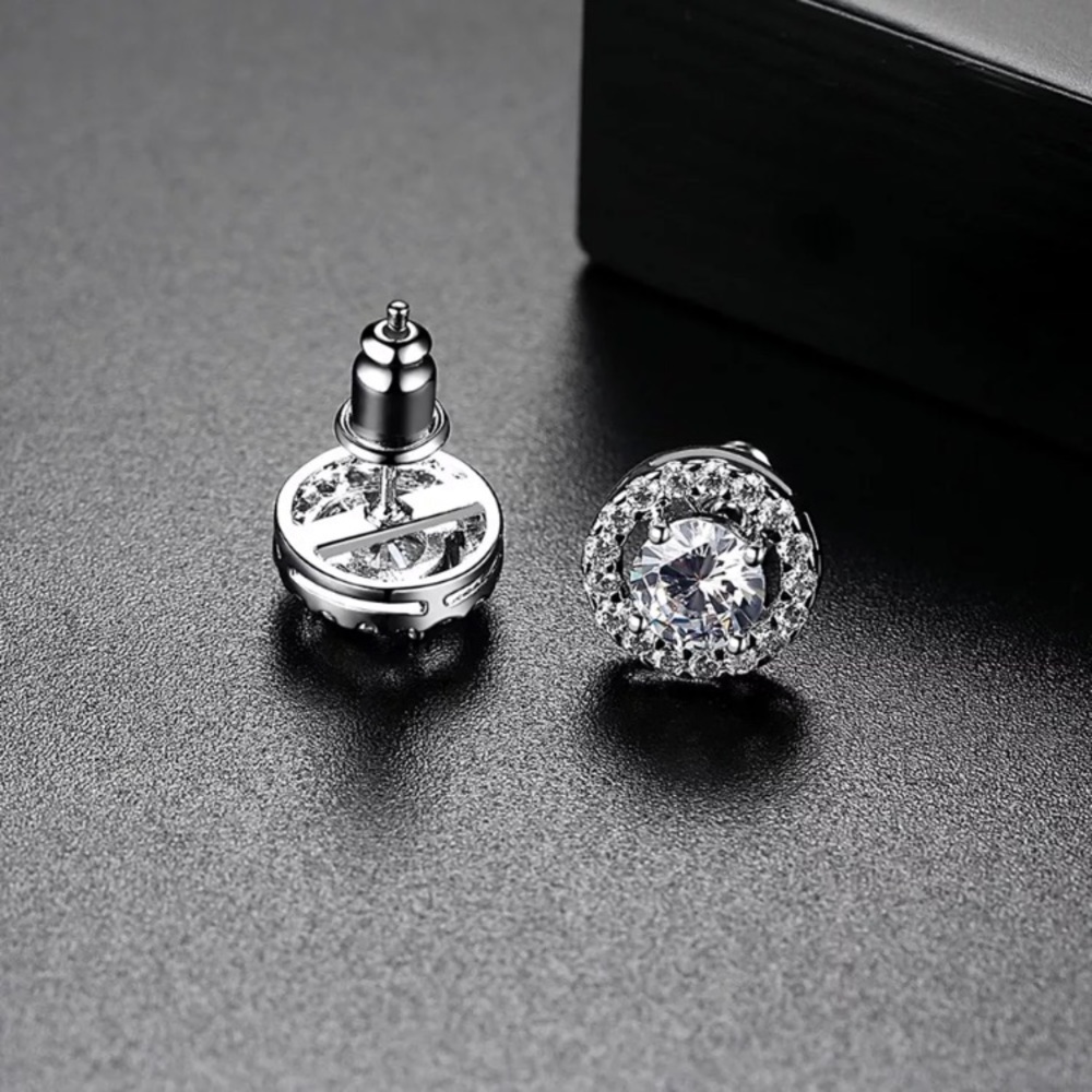 NEW SPARKLE LIKE DIAMOND EARRINGS - Picture 8 of 8